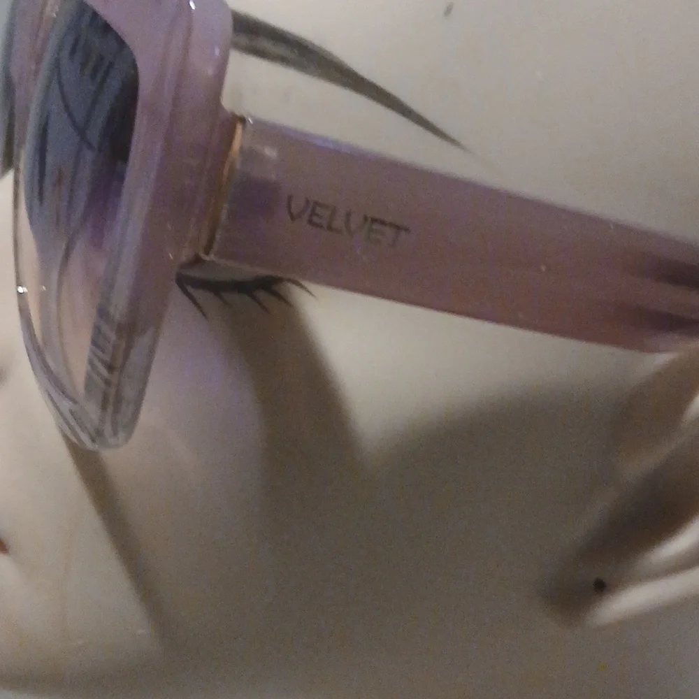 Velvet Brand Sunglasses Gina Plum Fade EUC